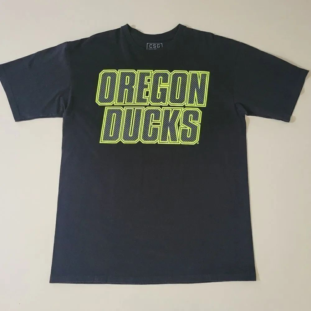 Champs Men's Black Crewneck Oregon Ducks Graphic Short Sleeve Tee